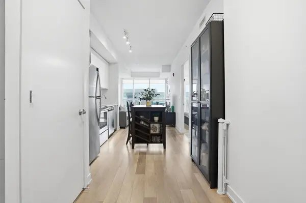 5240 Dundas ST #B418, Burlington, ON L7L 0J6