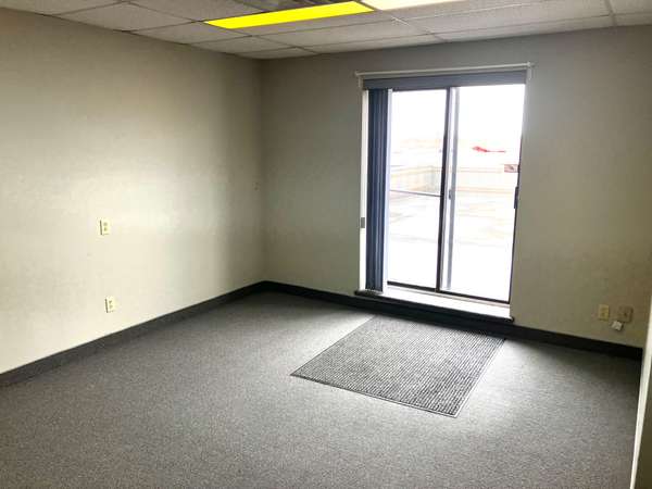 1100 MARLEAU AVE #6 & 7, Cornwall, ON K6H 2W8