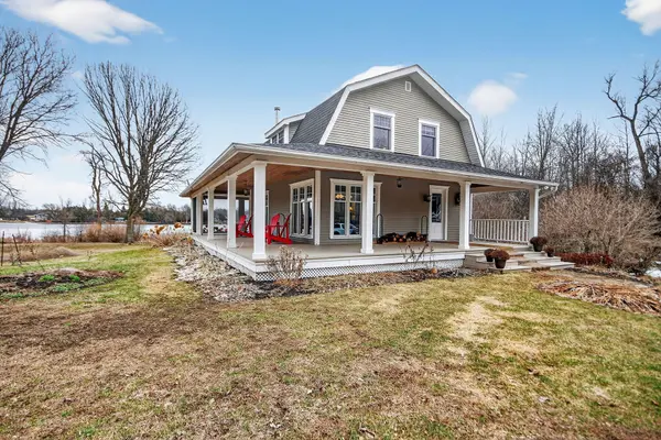 689 Rideau River RD, Montague, ON K0G 1N0