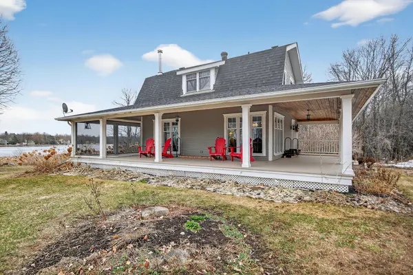 689 Rideau River RD, Montague, ON K0G 1N0