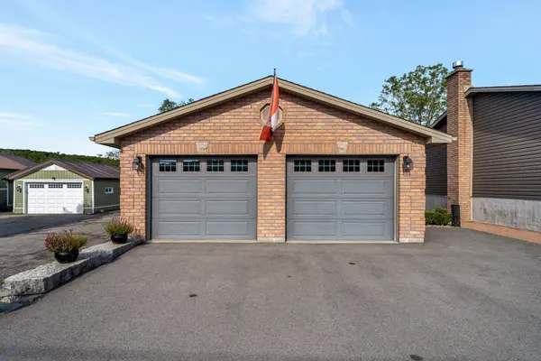 256 South Trent ST, Quinte West, ON K0K 2C0