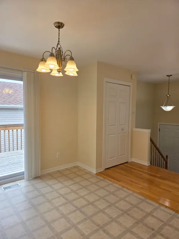 2241 Glen Brook DR, Cornwall, ON K6H 7N1