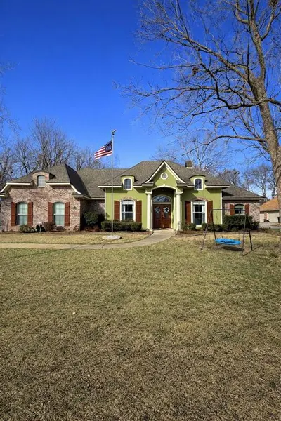 1005 Fawn Holw, Bossier City, LA 71111