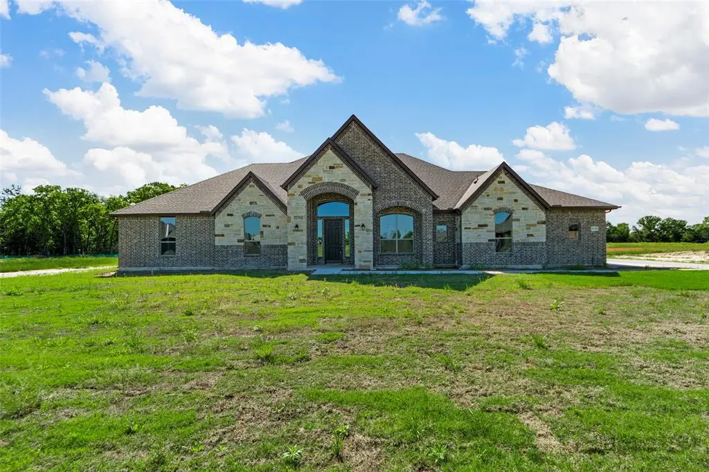 18227 DAKOTA Drive, Terrell, TX 75160