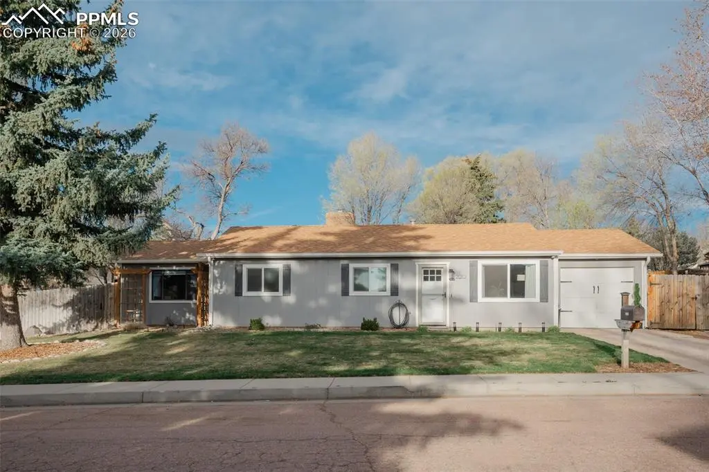 2010 Shawnee DR, Colorado Springs, CO 80915