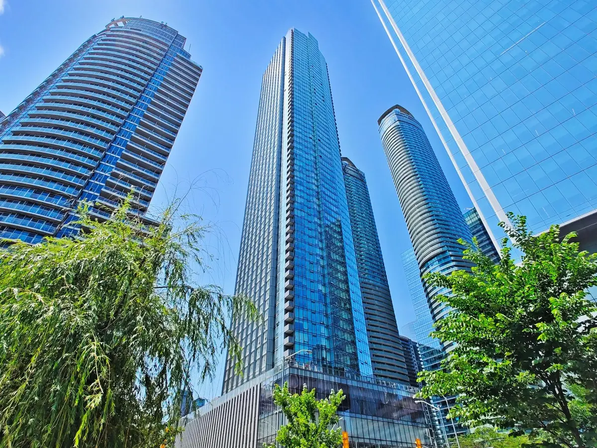 10 York ST #1905, Toronto C01, ON M5J 0E1