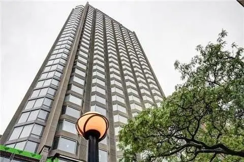 155 Yorkville AVE #1913, Toronto C02, ON M5R 0B4