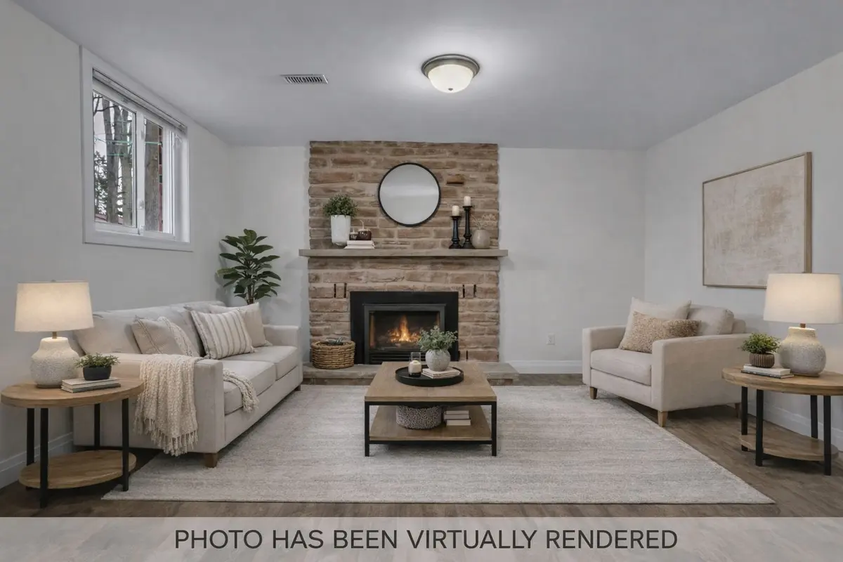 124 Springdale DR #Basement, Barrie, ON L4M 4Y2