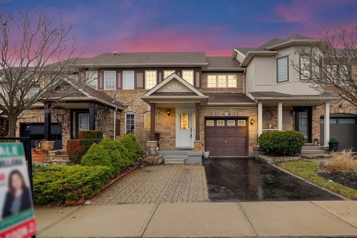 2487 Appalachain DR, Oakville, ON L6M 4S4