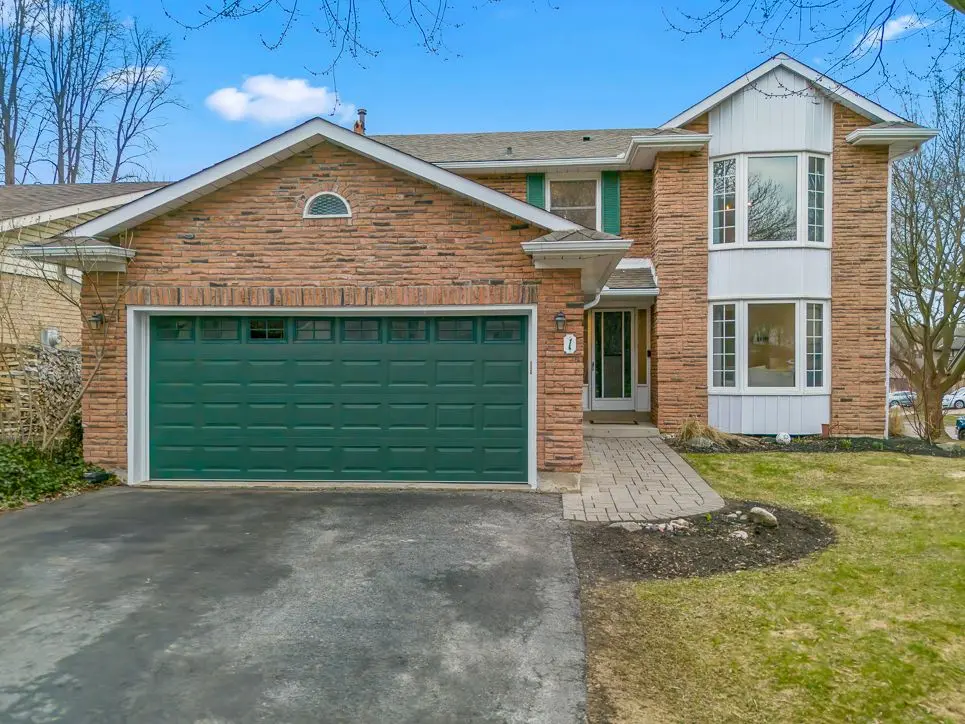 1 PARKWAY PL, Hamilton, ON L9H 6K3
