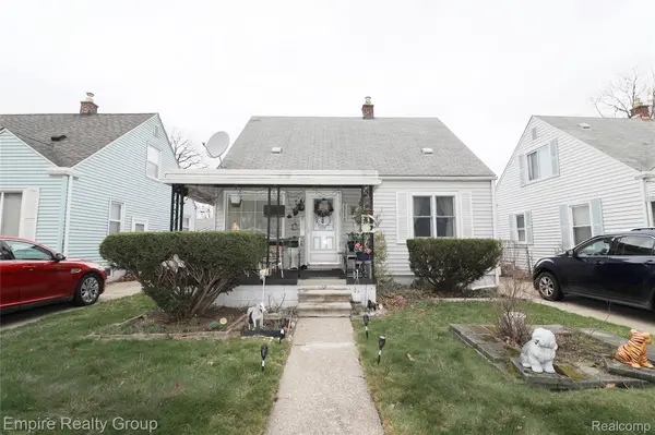 25046 Stanford ST, Dearborn Heights, MI 48125