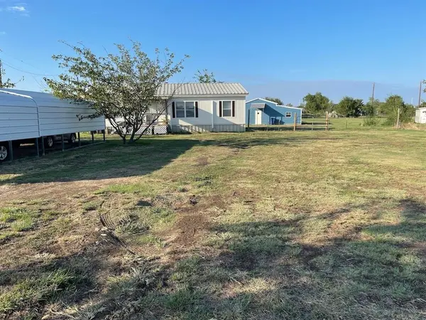 18648 Doubletree Drive,  Justin,  TX 76247