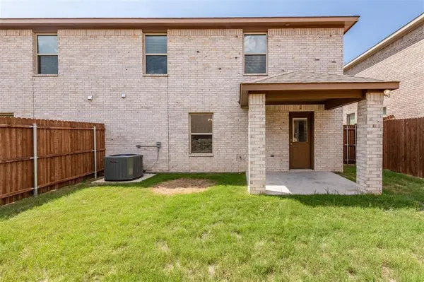 718 Rolling Terrace Circle, Granbury, TX 76049
