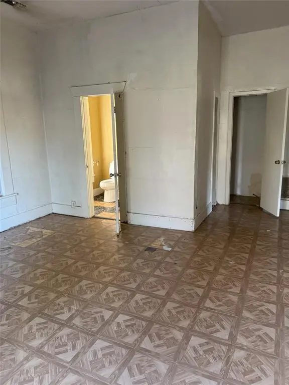 6100 Lexington Avenue, Shreveport, LA 71106