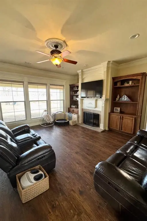 1005 Fawn Holw, Bossier City, LA 71111