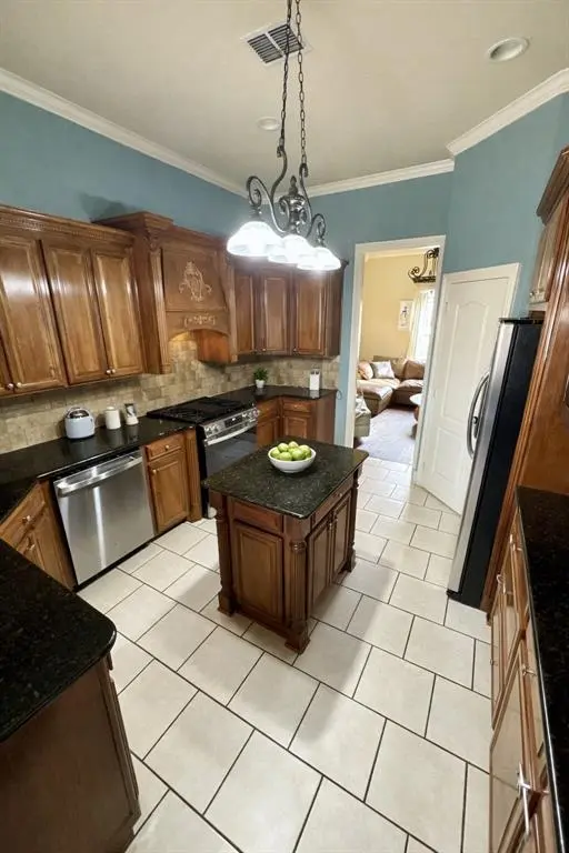 1005 Fawn Holw, Bossier City, LA 71111