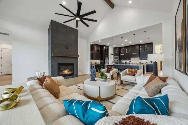 401 Big Sky Circle, Northlake, TX 76226