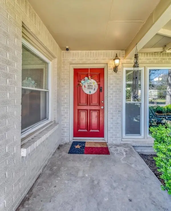 424 Randle Drive, Woodway, TX 76712