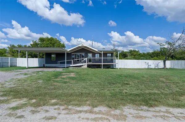 401 Barker Street, Bowie, TX 76230