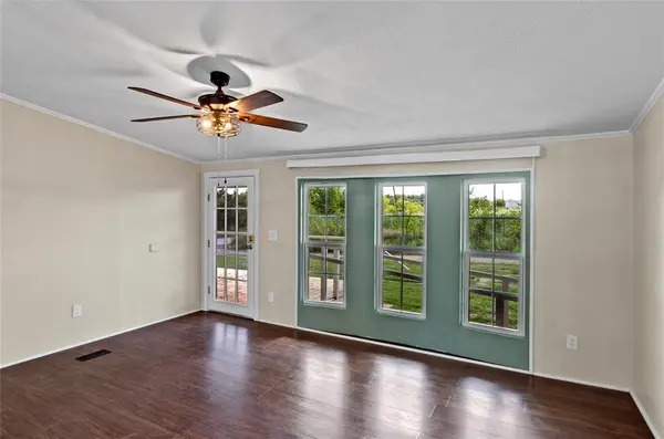 401 Barker Street, Bowie, TX 76230