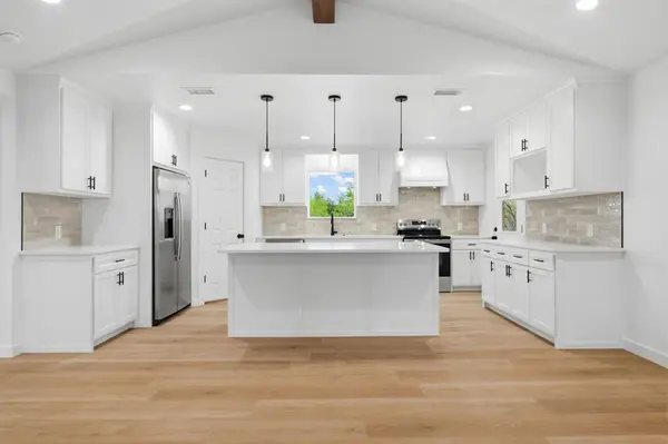 1556 Sunset Drive, Baird, TX 79504