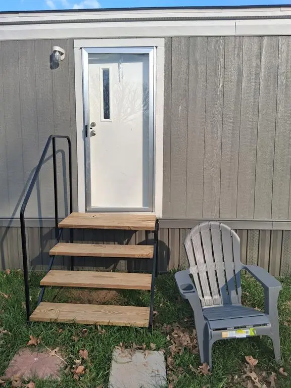 2332 County Road 1455, Mount Pleasant, TX 75455