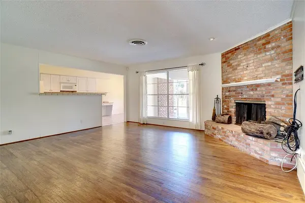 6348 Juneau Road, Fort Worth, TX 76116