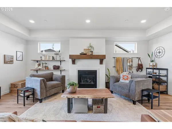 134 E JOYCE CT, La Center, WA 98629