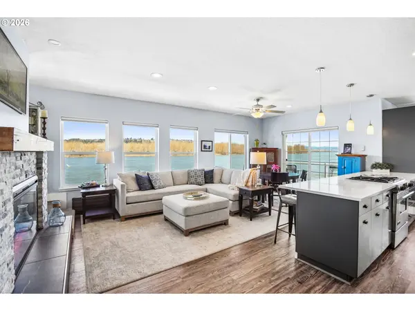 19609 NE Marine DR #B18, Portland, OR 97230