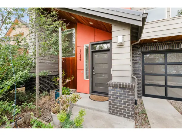 2626 SE 16TH AVE, Portland, OR 97202