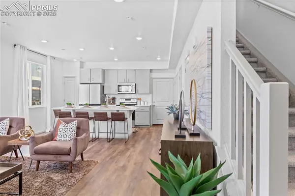 9279 Oro City LOOP, Colorado Springs, CO 80927