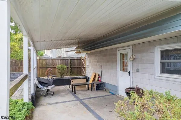 212 E Louis Pl, Woodbridge Twp., NJ 08830