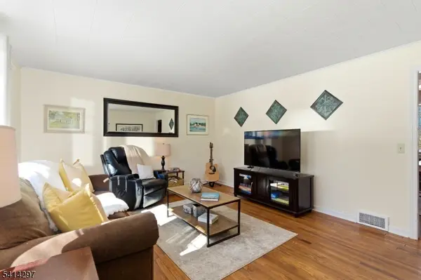 103 W Sunset Blvd, Andover Twp., NJ 07860