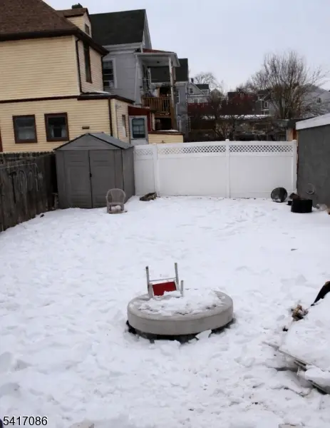 556 Compton Ave, Perth Amboy City, NJ 08861