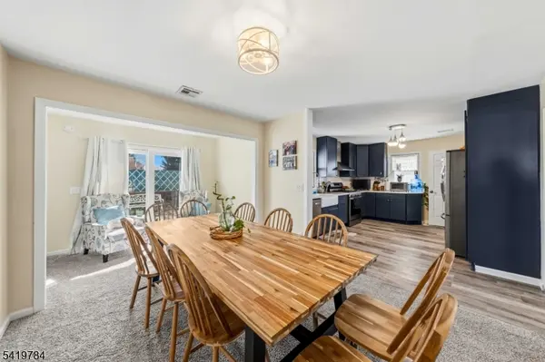 162 Rutherford Ave, Woodbridge Twp., NJ 07095