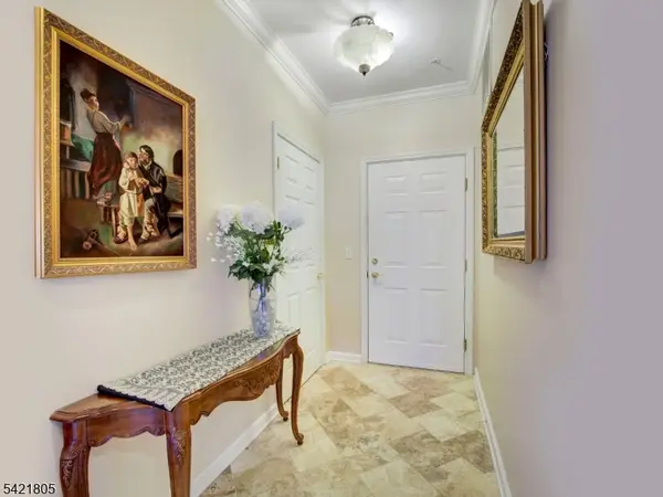 9 Zachary Way, Mount Arlington Boro, NJ 07856