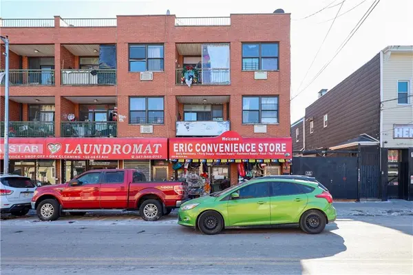 102-06 43rd AVE, Carona, NY 11368