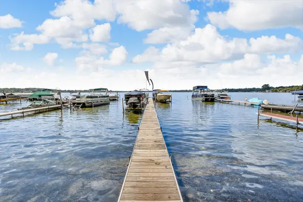 1193 Lakeview DR, Norvell Twp, MI 49230