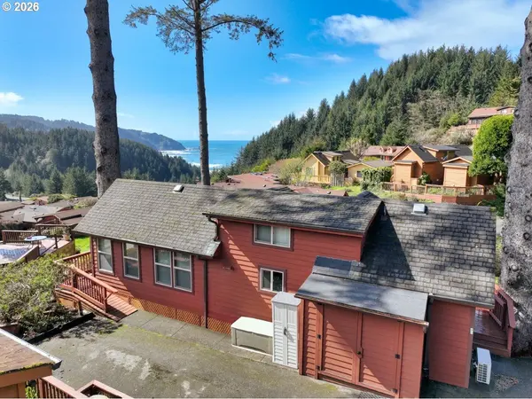 19921 WHALESHEAD RD #U1, Brookings, OR 97415