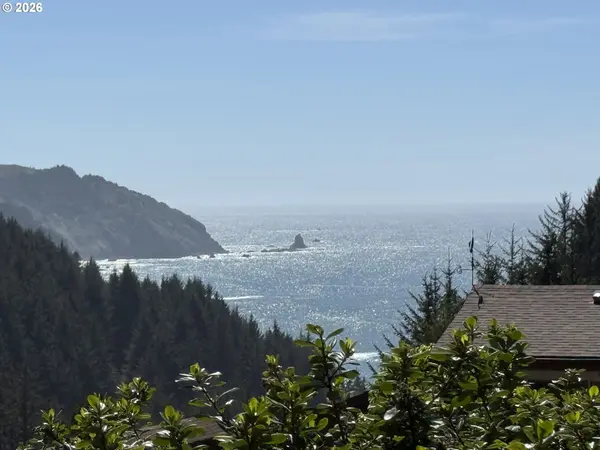 19921 WHALESHEAD RD #U1, Brookings, OR 97415