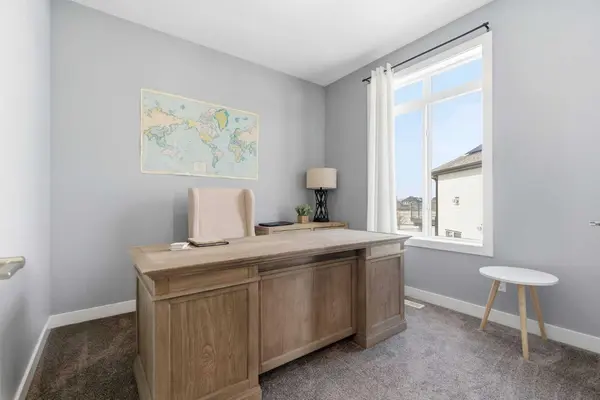 12 Ranchers Bay, Okotoks, AB T1S 0P2