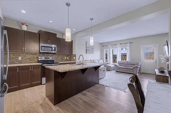 80 chaparral Valley CRES SE, Calgary, AB T2X 0Y2