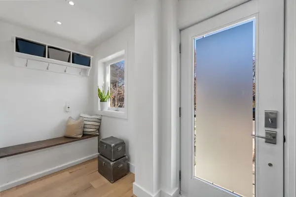 148 Cranbrooke AVE, Toronto C04, ON M5M 1M5