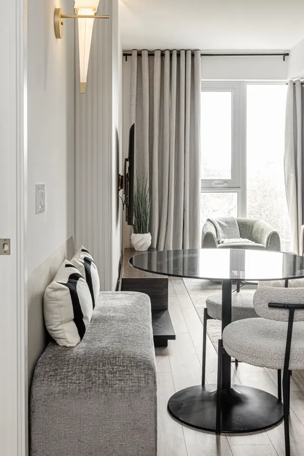 2020 Bathurst ST #502, Toronto C03, ON M5P 0A6