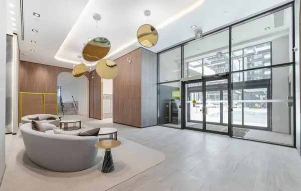 1435 Celebration DR #2811, Pickering, ON L1W 0C4