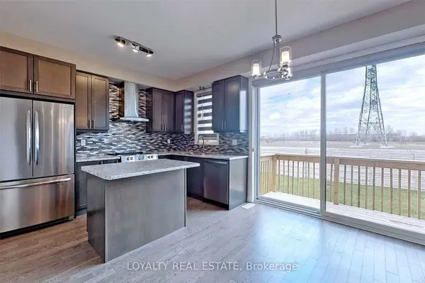 127 Yacht DR, Clarington, ON L1C 4A7