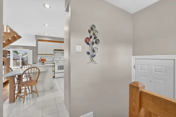 163 Durant AVE, Toronto E03, ON M4J 4W4