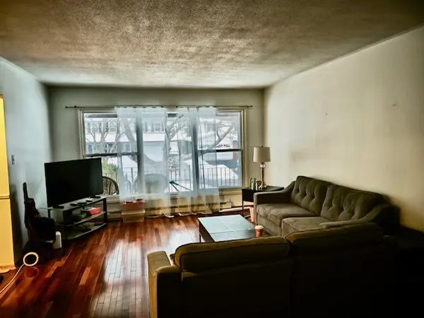 28 Harringay CRES, Toronto E05, ON M1W 1Z3