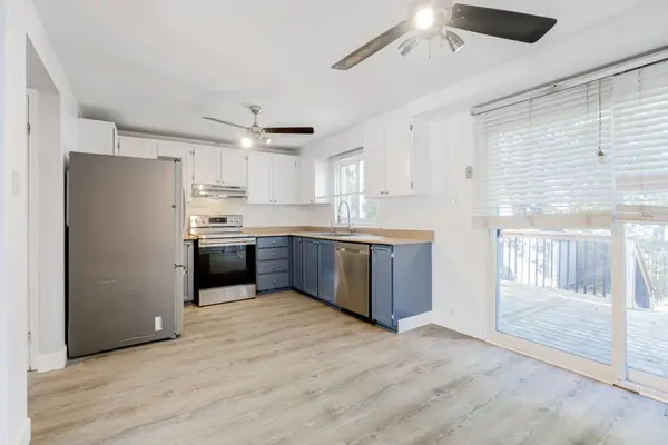 32 Wilson CT, Barrie, ON L4N 5K8