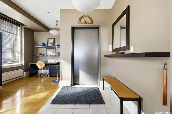 2020 11TH AVENUE #400, Regina, SK S4P 0J3